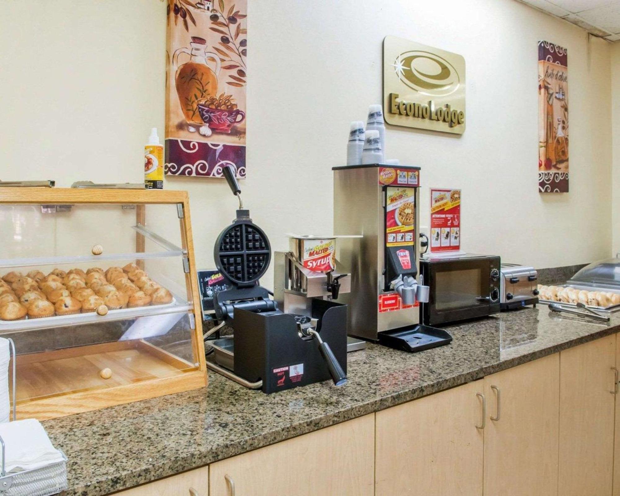 Econo Lodge Carlsbad Caverns Area ภายนอก รูปภาพ