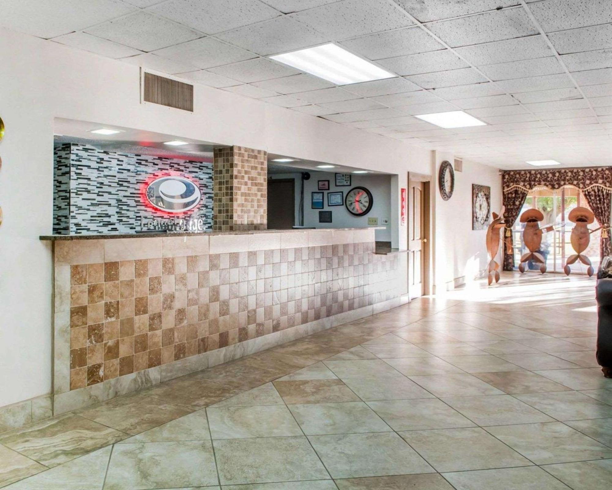 Econo Lodge Carlsbad Caverns Area ภายนอก รูปภาพ