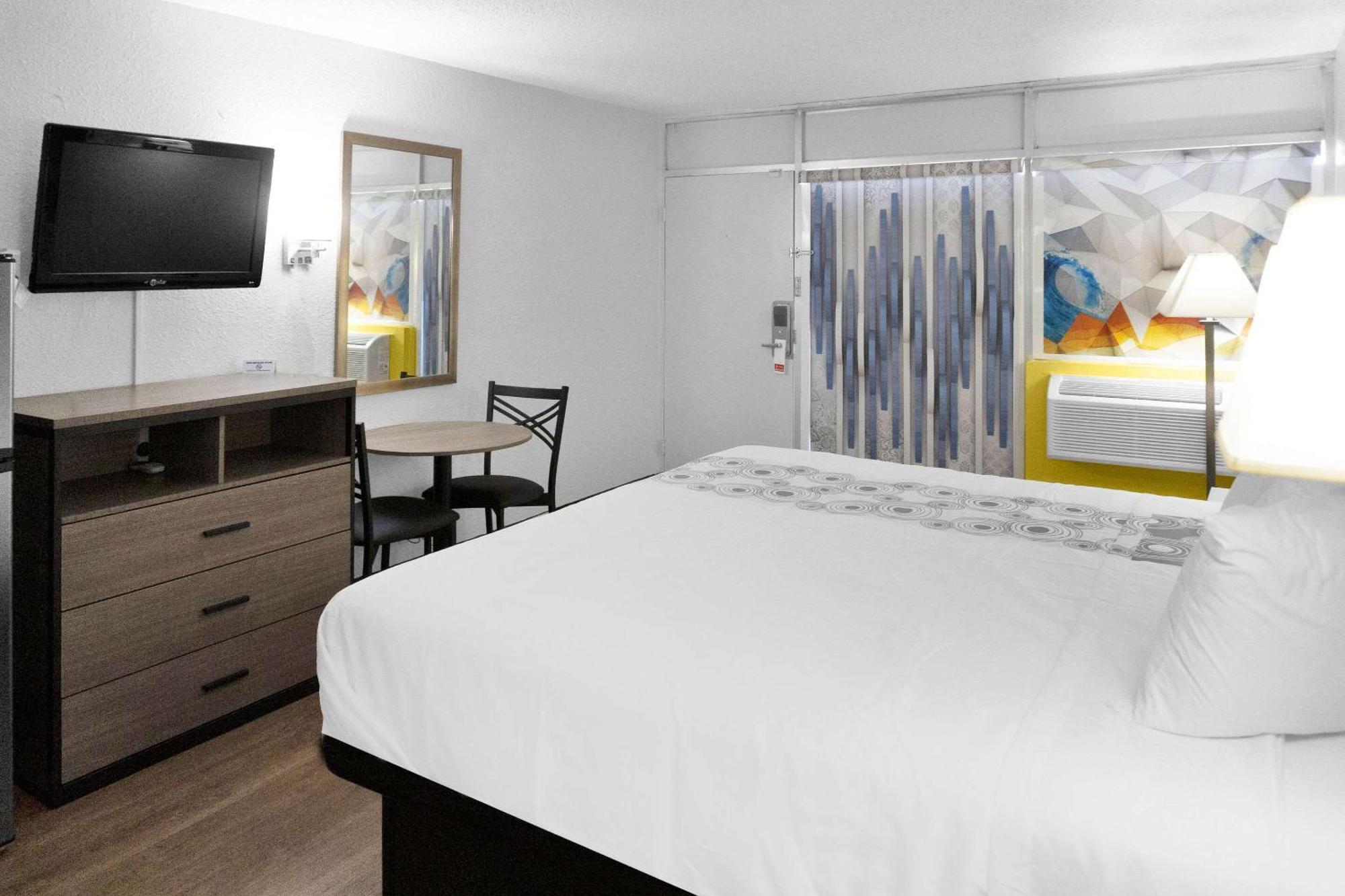 Econo Lodge Carlsbad Caverns Area ภายนอก รูปภาพ
