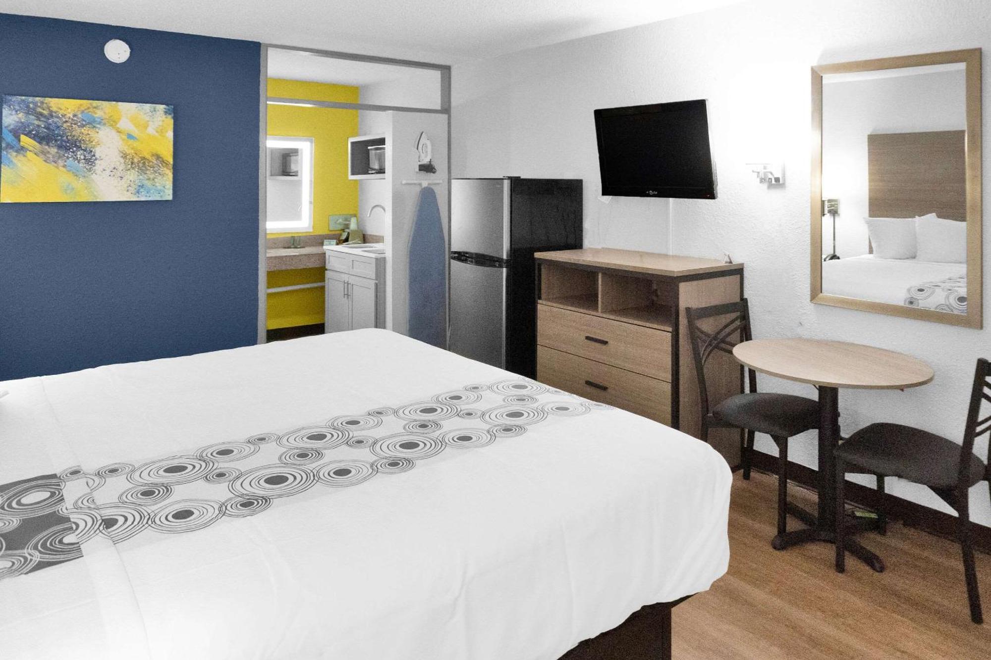 Econo Lodge Carlsbad Caverns Area ภายนอก รูปภาพ