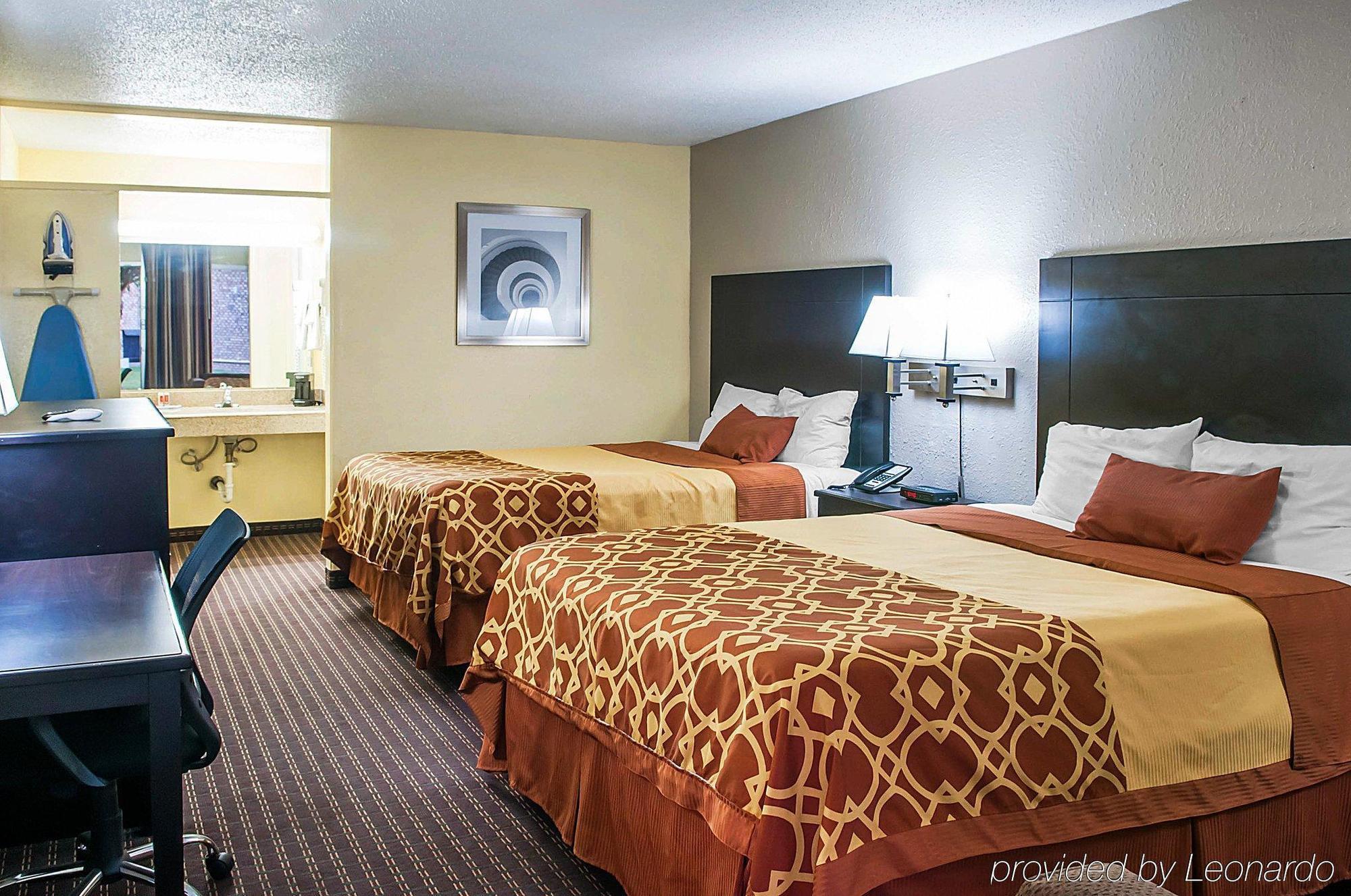 Econo Lodge Carlsbad Caverns Area ภายนอก รูปภาพ