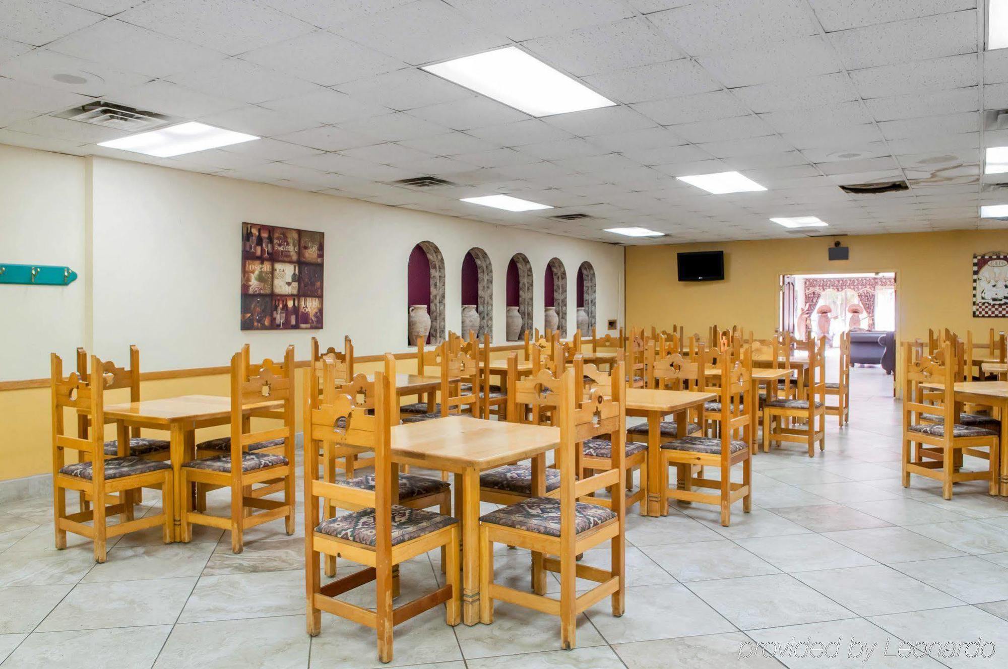 Econo Lodge Carlsbad Caverns Area ภายนอก รูปภาพ